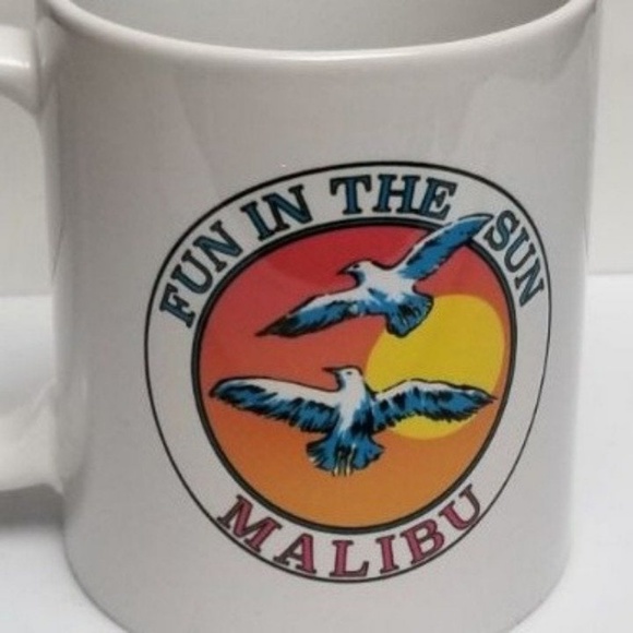 Brandy Melville Fun In The Sun Malibu Coffee MUG - Picture 3 of 3